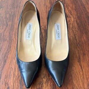 Jimmy Choo Black Chic Edgy Feminine Professional Sleek Leather Pumps Size 38